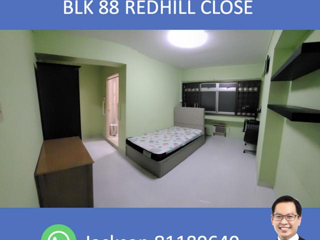 Room for rent in Telok Blangah
