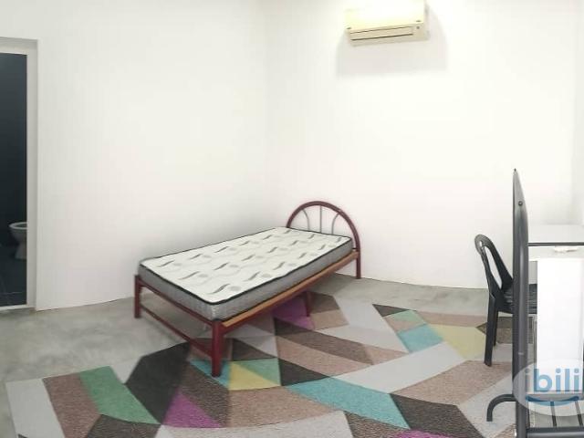 Room for rent in Perak, Intan