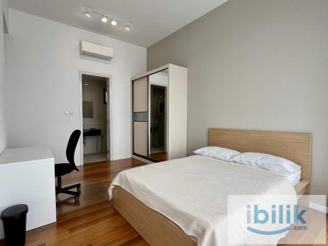 Room for rent in Taman Esplanad, Kuala Lumpur