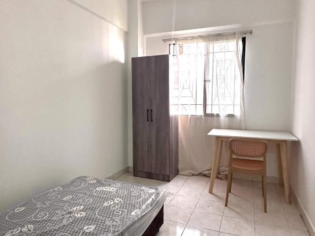 Room for rent in PJU 6, Petaling Jaya