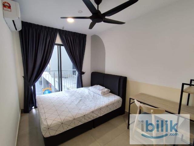 Room for rent in Petaling, Alam Impian