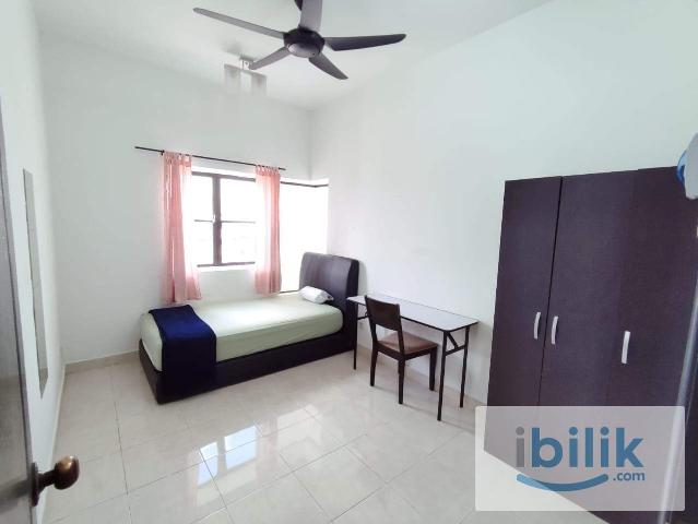 Room for rent in PJU 6, Petaling Jaya