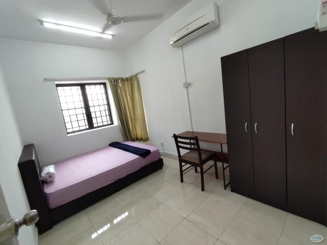 Room for rent in Petaling, Damansara Damai