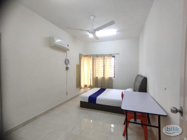 Room for rent in Petaling, Damansara Damai