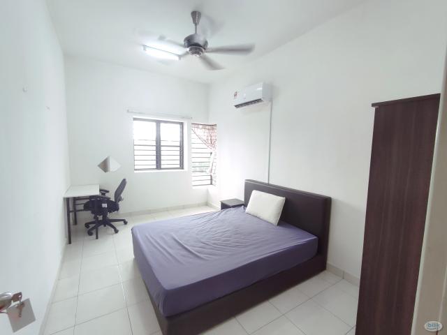 Room for rent in Petaling, Damansara Damai