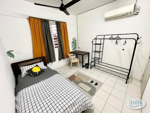Room for rent in Wellesley, Penang