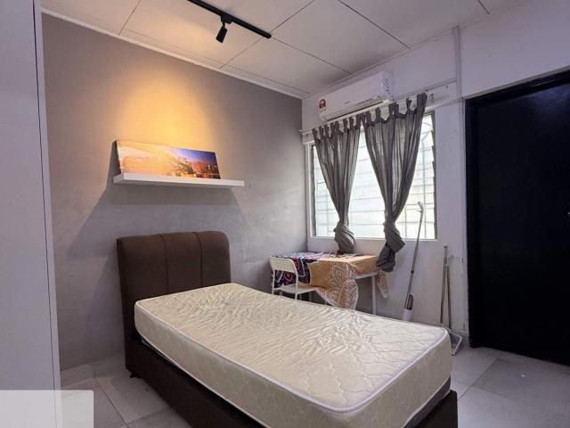 Room for rent in Petaling, Subang Jaya