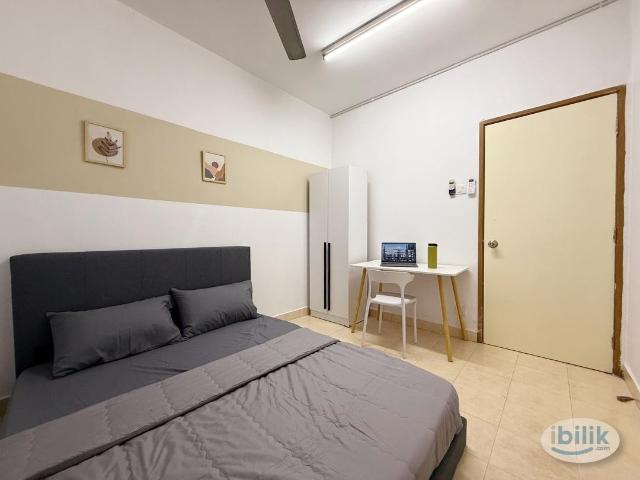 Room for rent in Country Heights Damansara, Kuala Lumpur