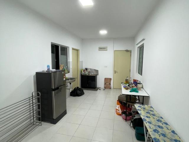 Room for rent in Country Heights Damansara, Kuala Lumpur