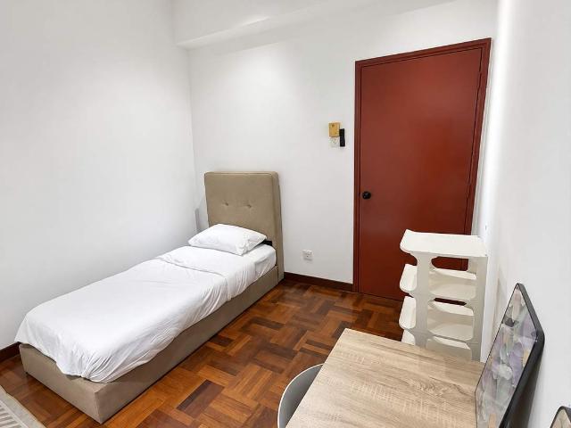 Room for rent in Petaling, Damansara Damai