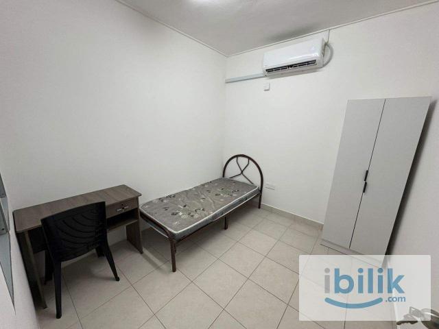 Room for rent in Tanjong Sepat, Selangor