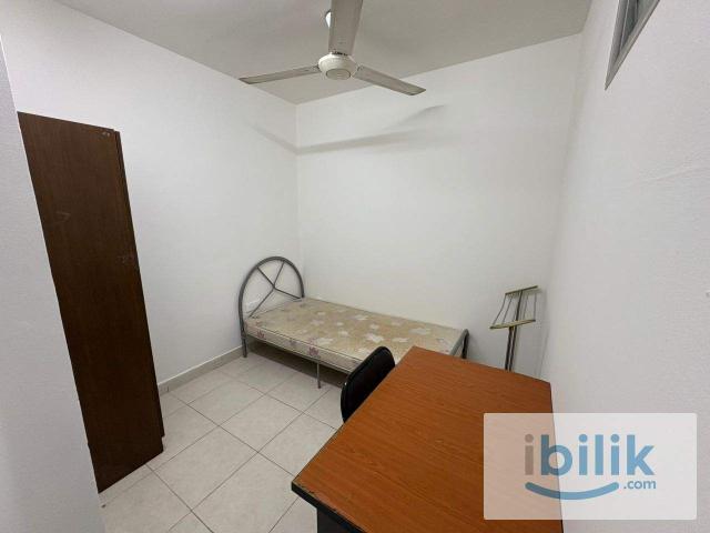 Room for rent in Tanjong Sepat, Selangor