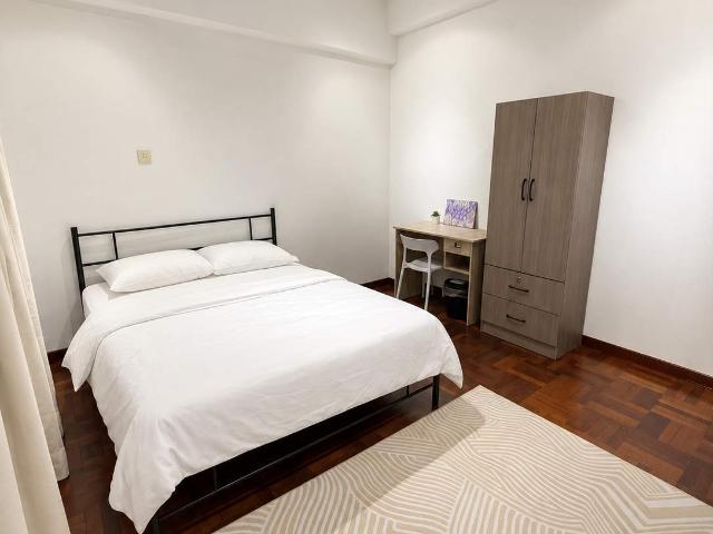 Room for rent in Petaling, Damansara Damai