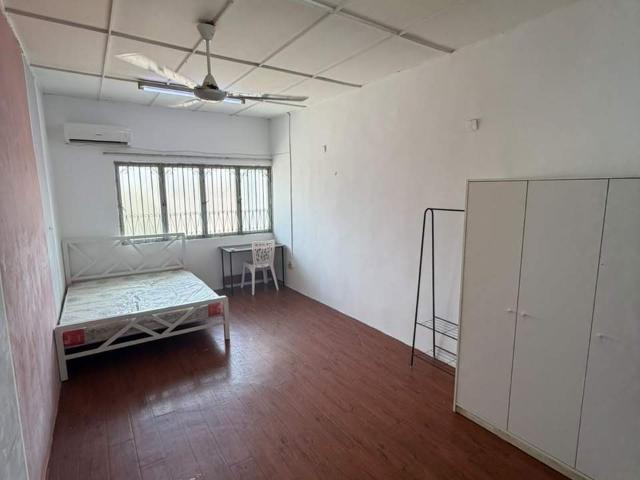 Room for rent in SS 2, Petaling Jaya