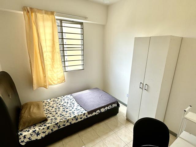Room for rent in Taman Sri Jati, Kuala Lumpur