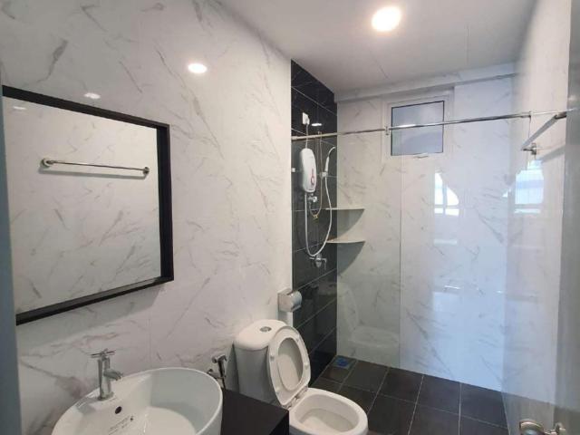 Room for rent in Mukim 13, Georgetown