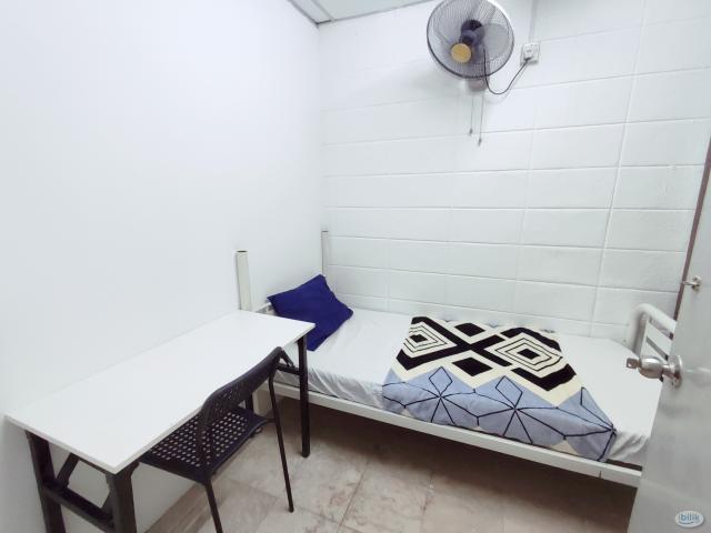 Room for rent in Petaling, Damansara Damai
