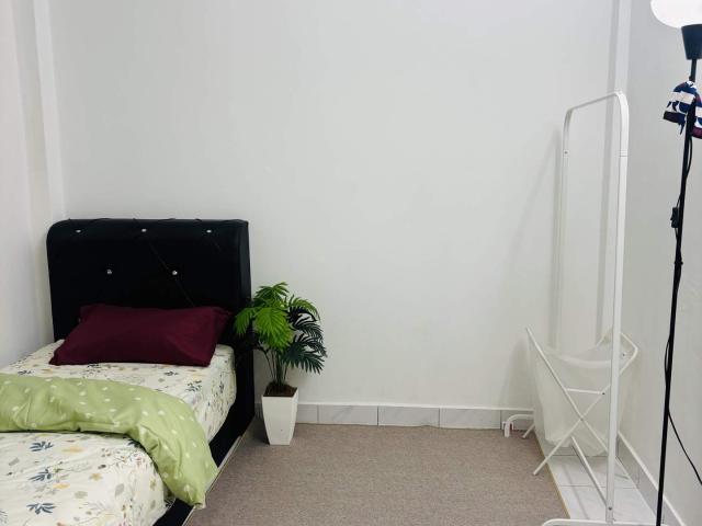 Room for rent in Country Heights Damansara, Kuala Lumpur