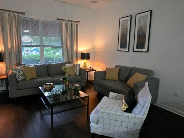 Room for rent in Harmon Cove, Secaucus