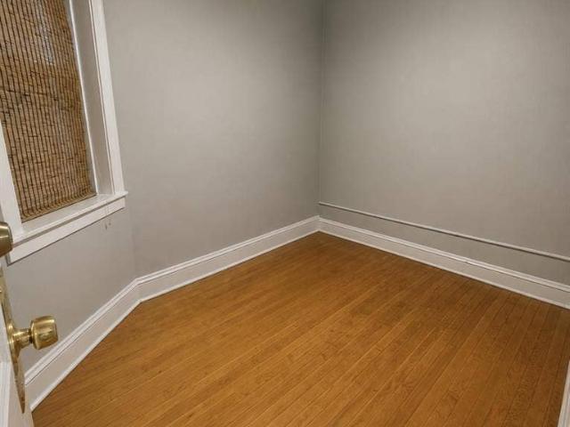Room for rent in Brookfield, Illinois