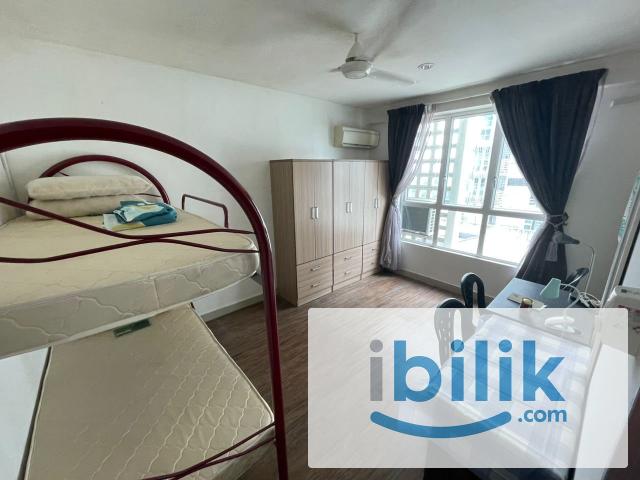 Room for rent in Petaling, Alam Impian