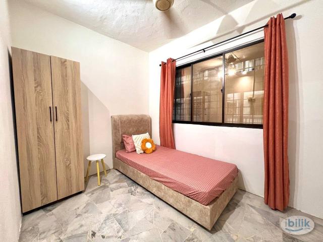 Room for rent in Country Heights Damansara, Kuala Lumpur