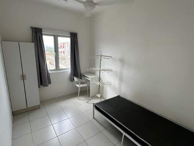 Room for rent in Country Heights Damansara, Kuala Lumpur