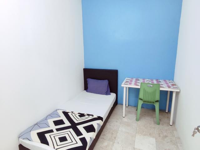 Room for rent in Petaling, Damansara Damai