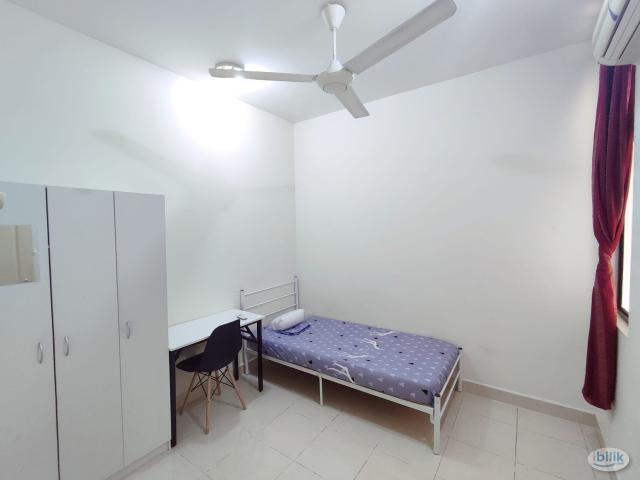 Room for rent in Petaling, Damansara Damai
