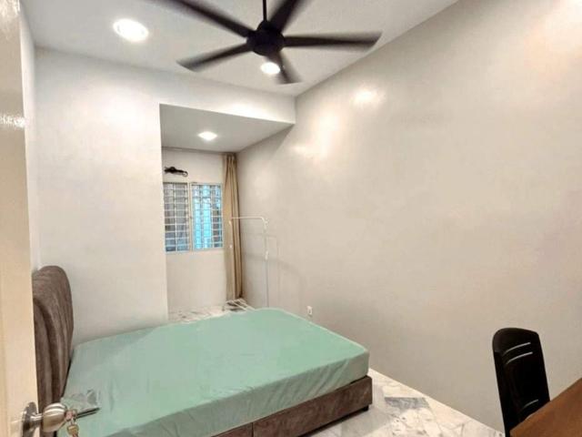 Room for rent in Country Heights Damansara, Kuala Lumpur