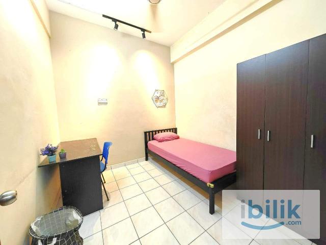 Room for rent in Petaling, Damansara Damai