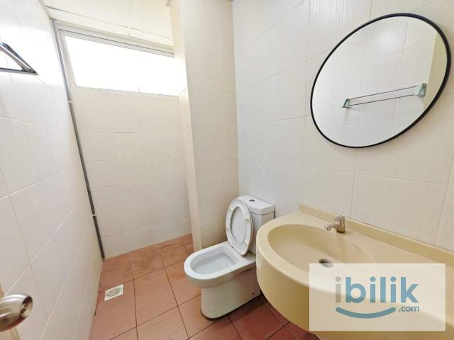 Room for rent in Country Heights Damansara, Kuala Lumpur