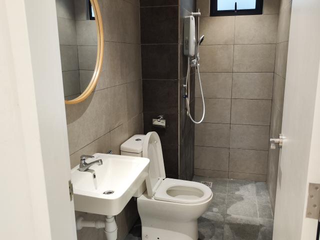 Room for rent in Petaling, Damansara Damai