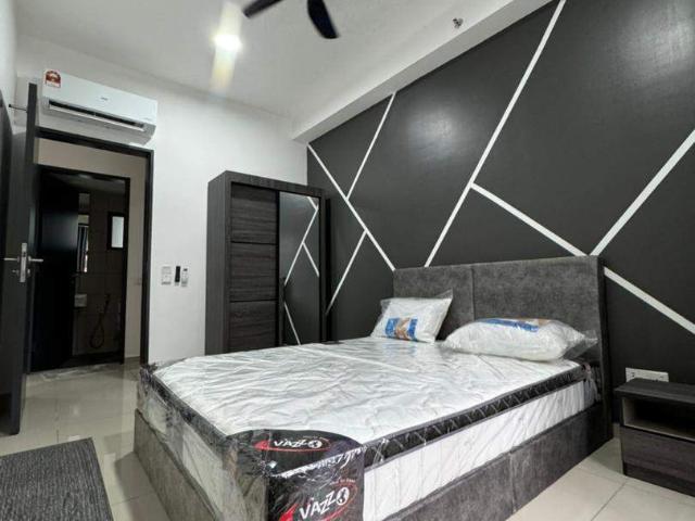 Room for rent in PJU 8, Petaling Jaya