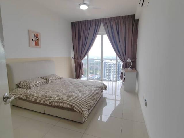 Room for rent in Petaling, Alam Impian