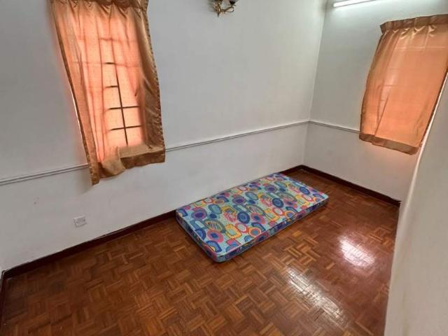 Room for rent in Petaling, Damansara Damai