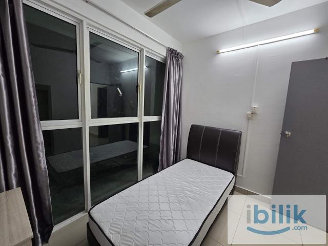 Room for rent in Petaling, Damansara Damai