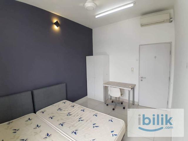 Room for rent in Petaling, Alam Impian