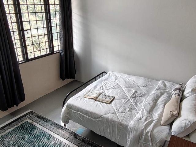 Room for rent in Country Heights Damansara, Kuala Lumpur