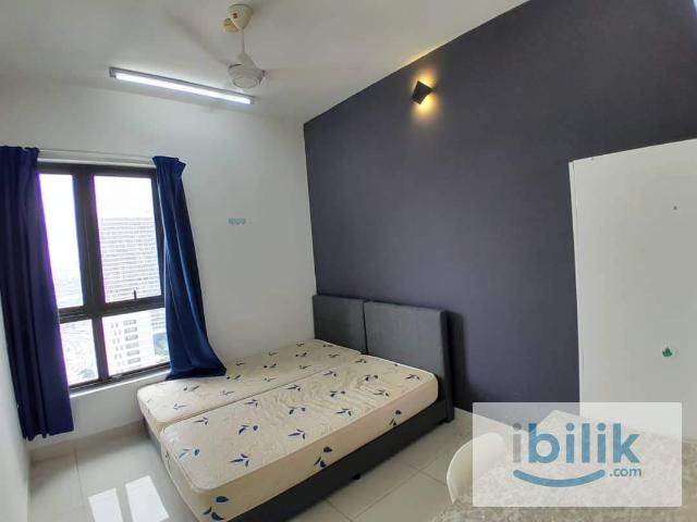 Room for rent in Petaling, Alam Impian