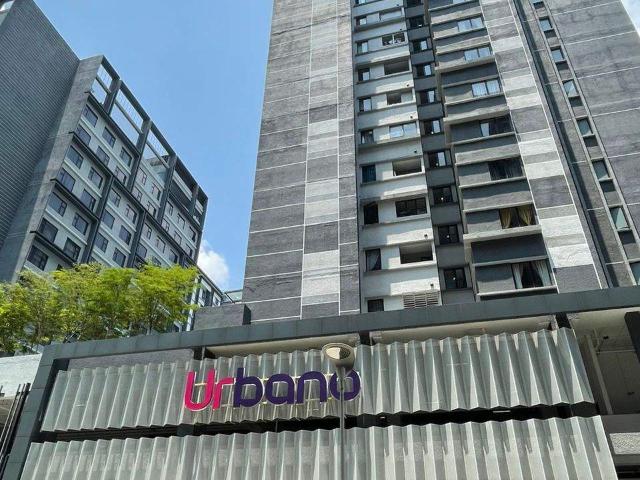 Room for rent in Petaling, Alam Impian
