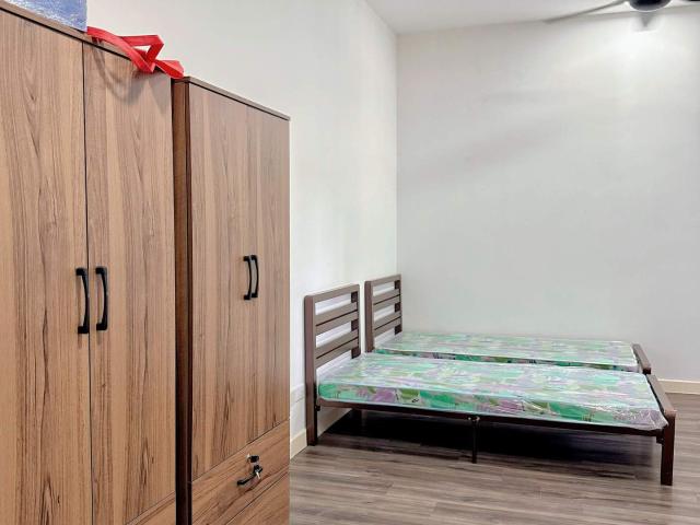 Room for rent in Petaling, Alam Impian