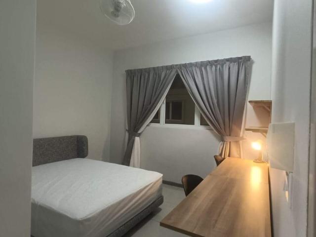 Room for rent in Petaling, Alam Impian