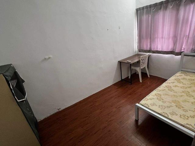 Room for rent in Petaling, Damansara Damai