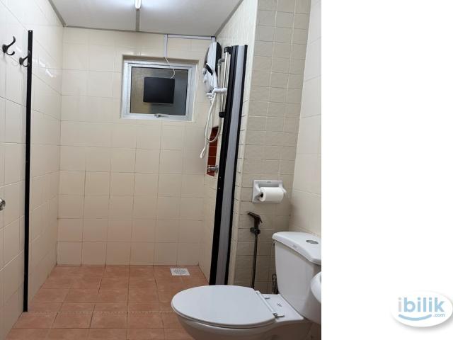 Room for rent in Petaling, Damansara Damai