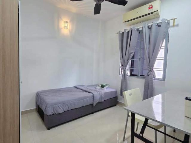 Room for rent in Country Heights Damansara, Kuala Lumpur