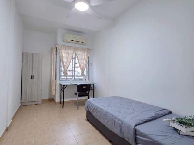 Room for rent in Country Heights Damansara, Kuala Lumpur