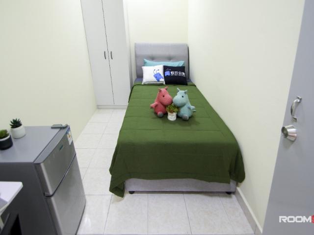 Room for rent in Petaling, Damansara Damai