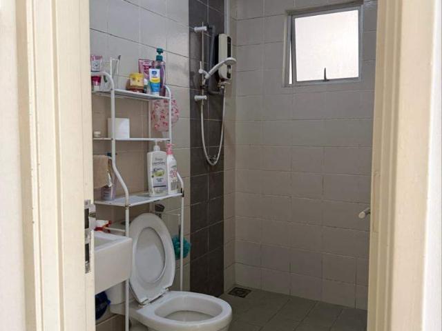Room for rent in Petaling, Damansara Damai