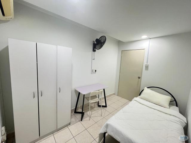Room for rent in Petaling, Damansara Damai